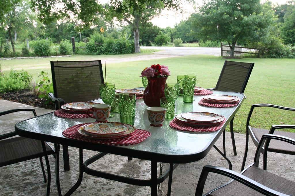 Onion Creek Cottage Austin Exterior photo